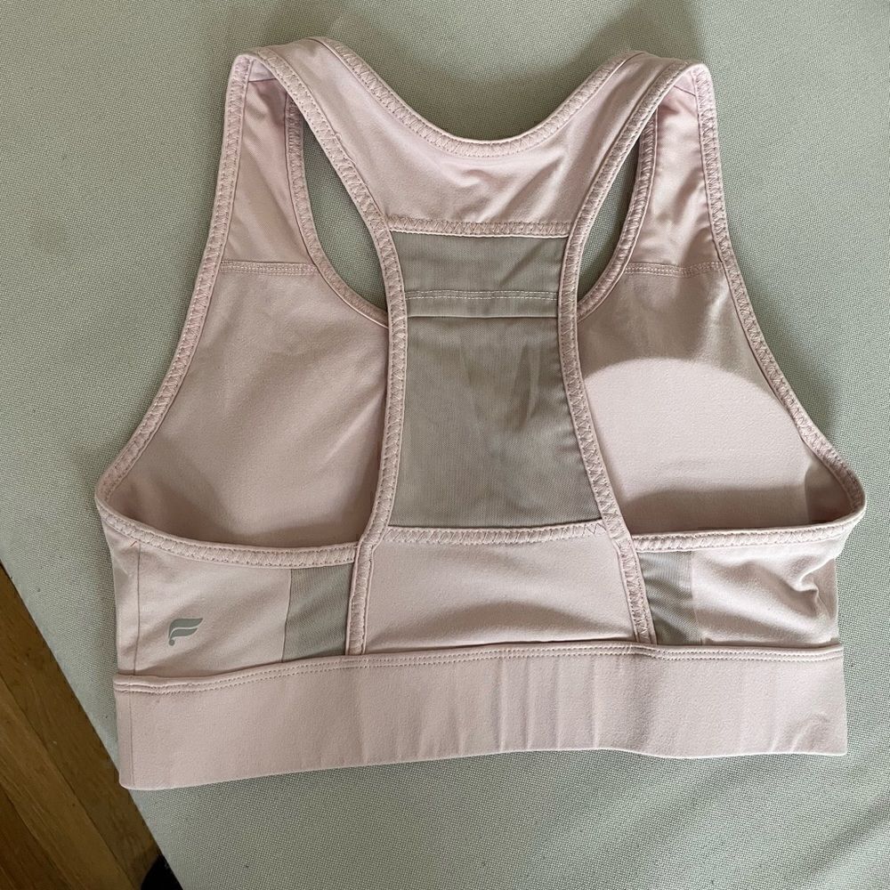Fabletics Padded Sports Bra Light Pink - Picture 2 of 3